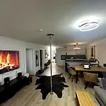 Zetrale Zweizimmerwohnung Mit Whirlpool