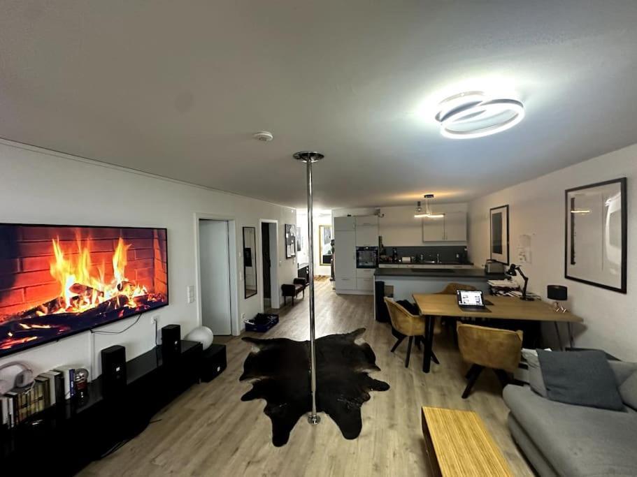 Zetrale Zweizimmerwohnung Mit Whirlpool *